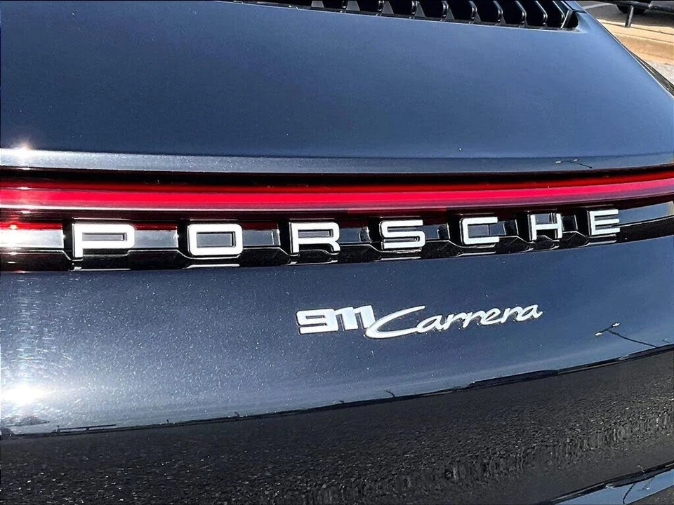 2024 Porsche 992 Carrera - Image 22 of 26
