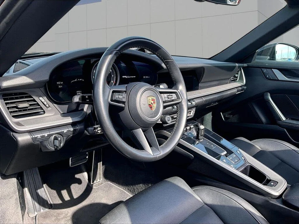 2024 Porsche 992 Carrera - Image 4 of 26