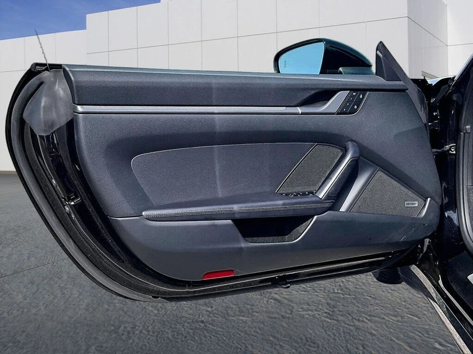 2024 Porsche 992 Carrera - Image 19 of 26