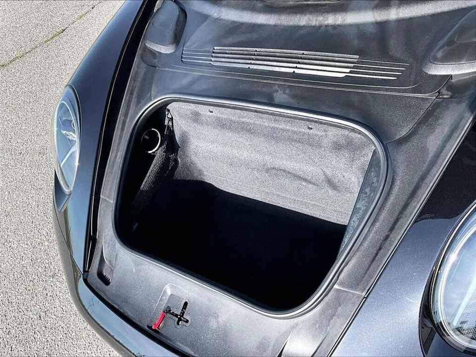 2024 Porsche 992 Carrera - Image 24 of 26