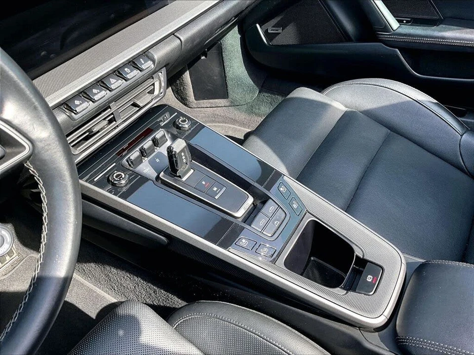 2024 Porsche 992 Carrera - Image 17 of 26