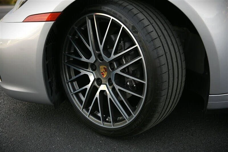 2024 Porsche 992 Carrera - Image 4 of 31