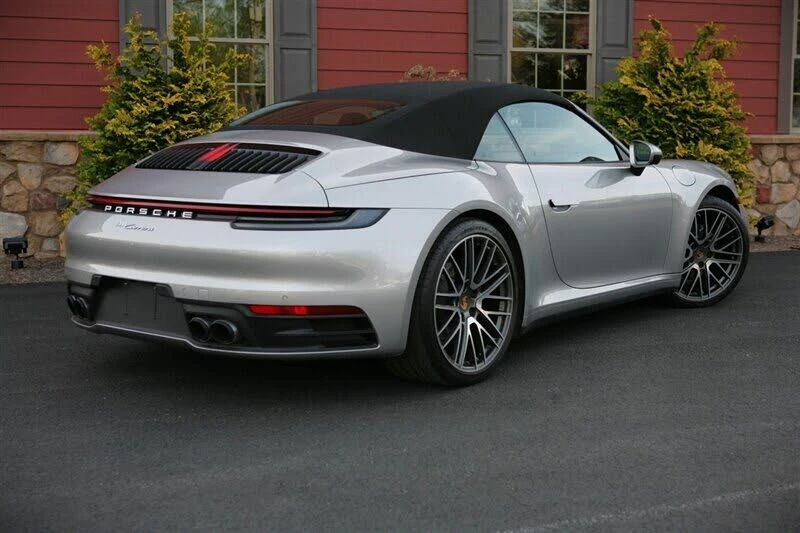 2024 Porsche 992 Carrera - Image 9 of 31