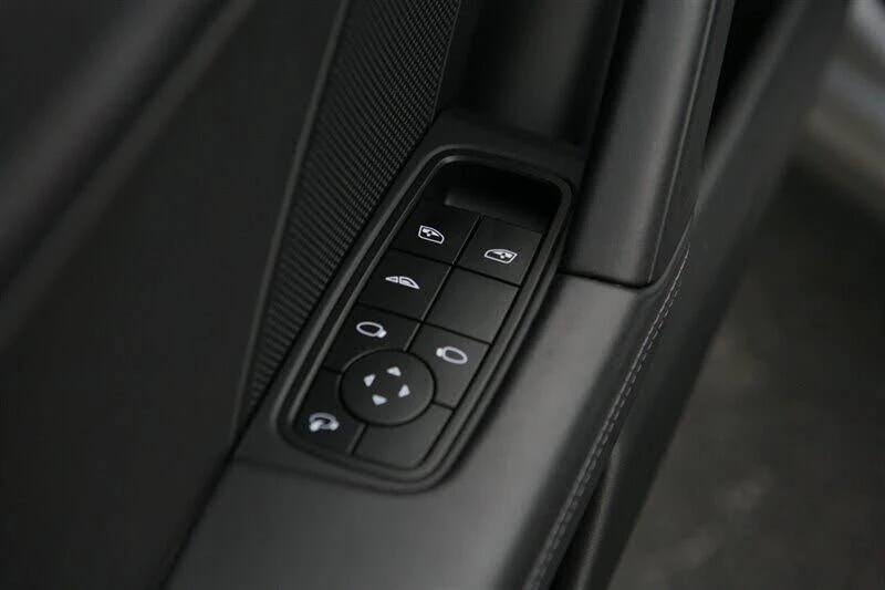2024 Porsche 992 Carrera - Image 20 of 31