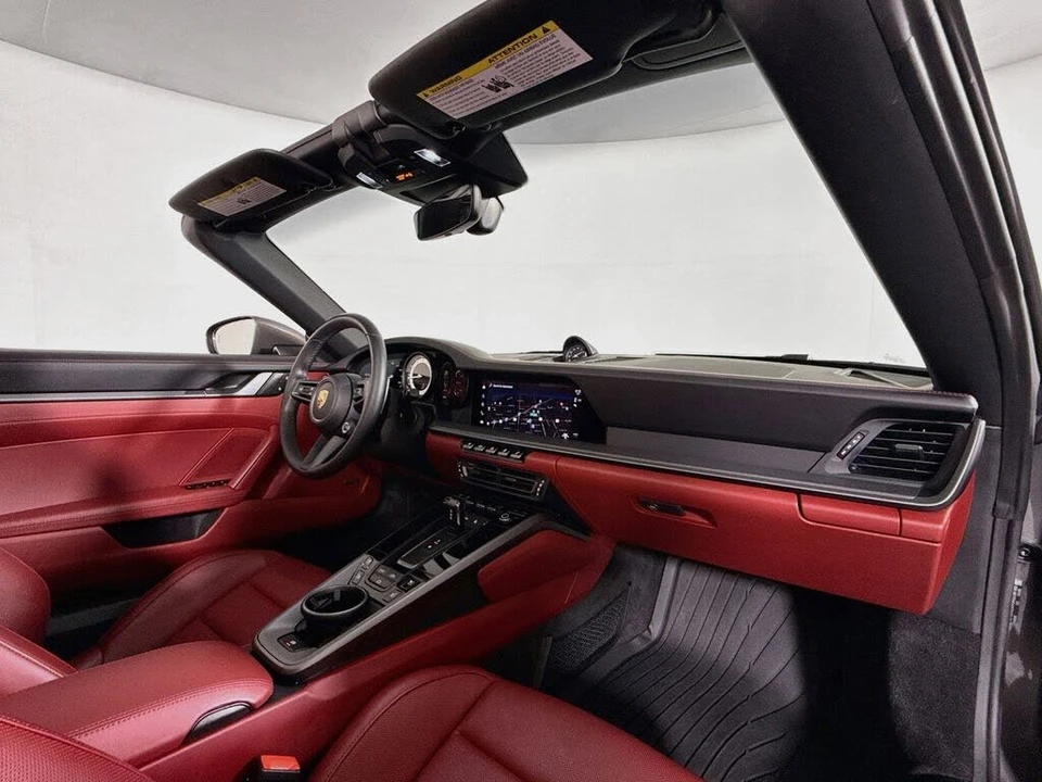 2024 Porsche 992 Carrera - Image 17 of 31