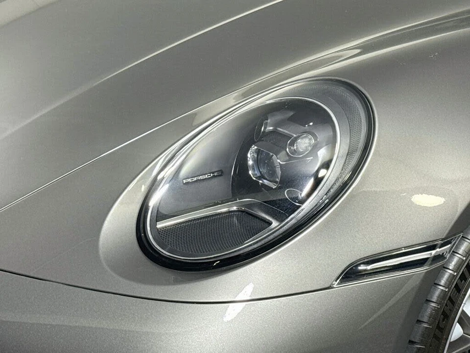2024 Porsche 992 Carrera - Image 28 of 31