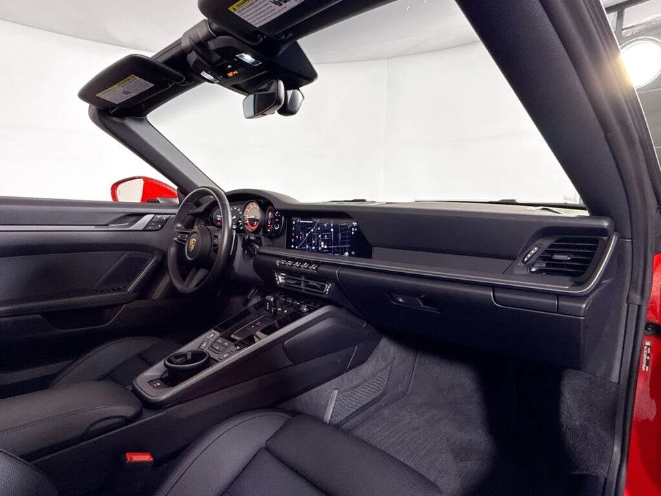 2024 Porsche 992 Carrera - Image 17 of 30