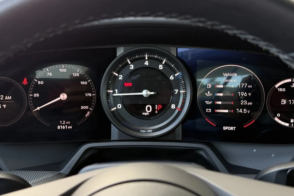 2024 Porsche 992 Carrera - Image 5 of 31