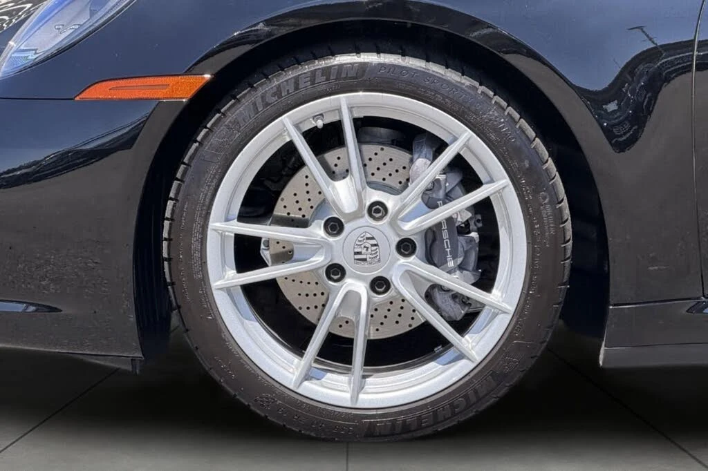 2024 Porsche 992 Carrera - Image 3 of 31