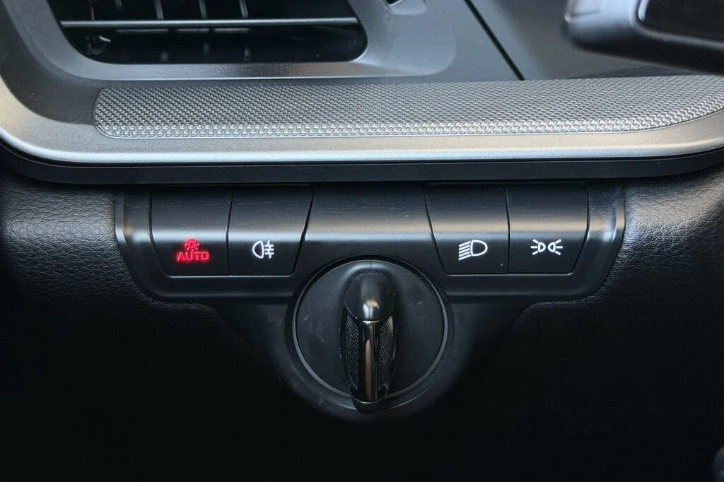 2024 Porsche 992 Carrera - Image 26 of 31