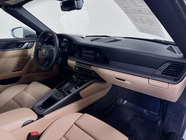 2024 Porsche 992 Carrera - Image 28 of 31