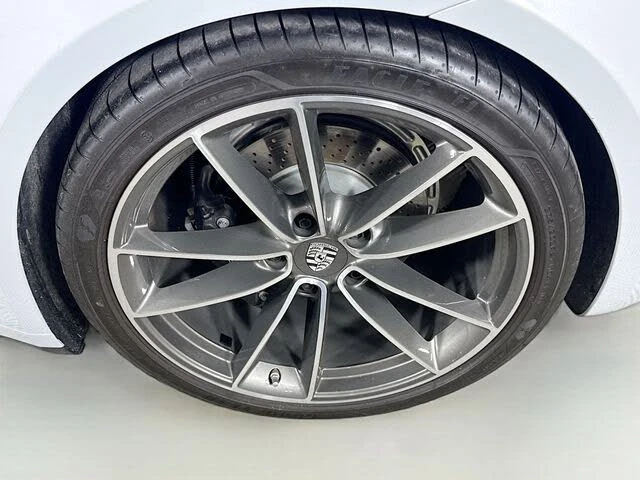 2024 Porsche 992 Carrera - Image 30 of 31