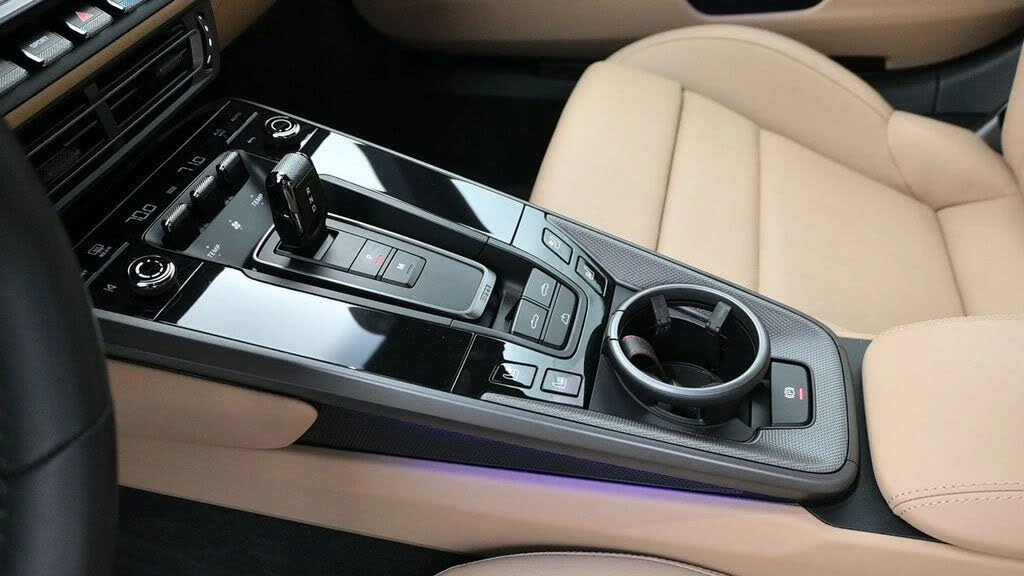 2024 Porsche 992 Carrera - Image 13 of 25