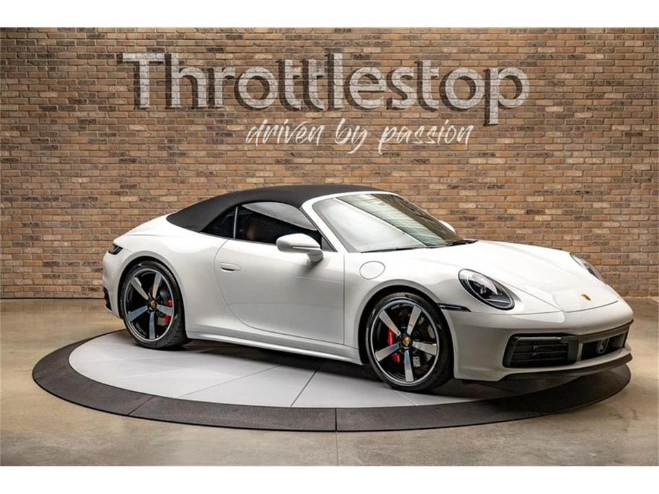 2024 Porsche 992 Carrera - Image 4 of 31
