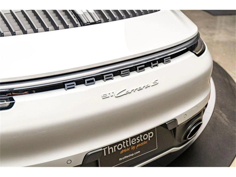 2024 Porsche 992 Carrera - Image 22 of 31