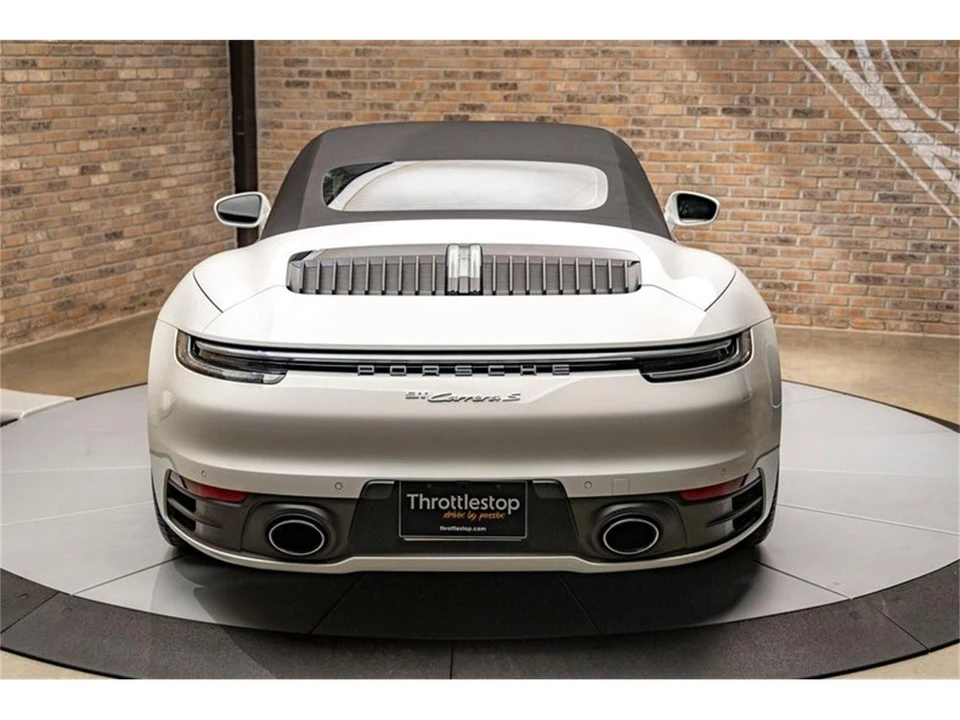 2024 Porsche 992 Carrera - Image 8 of 31