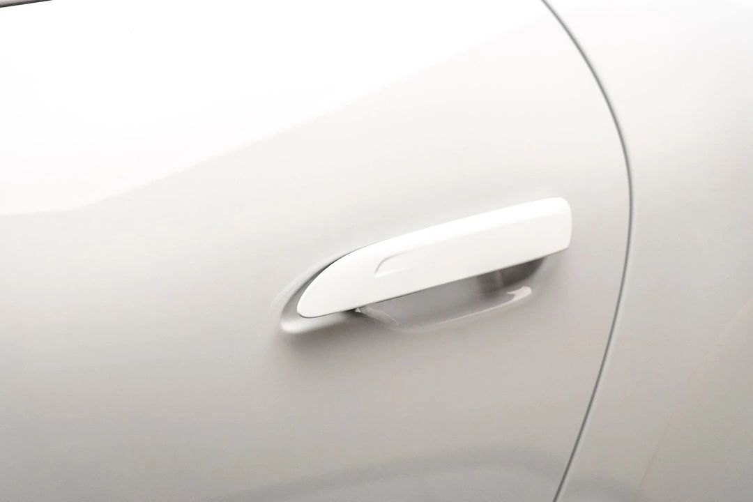 2024 Porsche 992 Carrera - Image 17 of 24