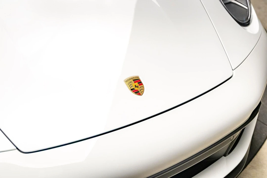 2024 Porsche 992 Carrera - Image 15 of 24