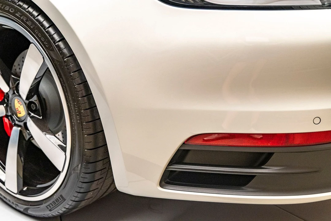 2024 Porsche 992 Carrera - Image 19 of 24
