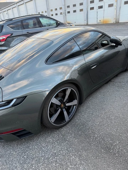 2024 Porsche 992 Carrera - Image 2 of 8
