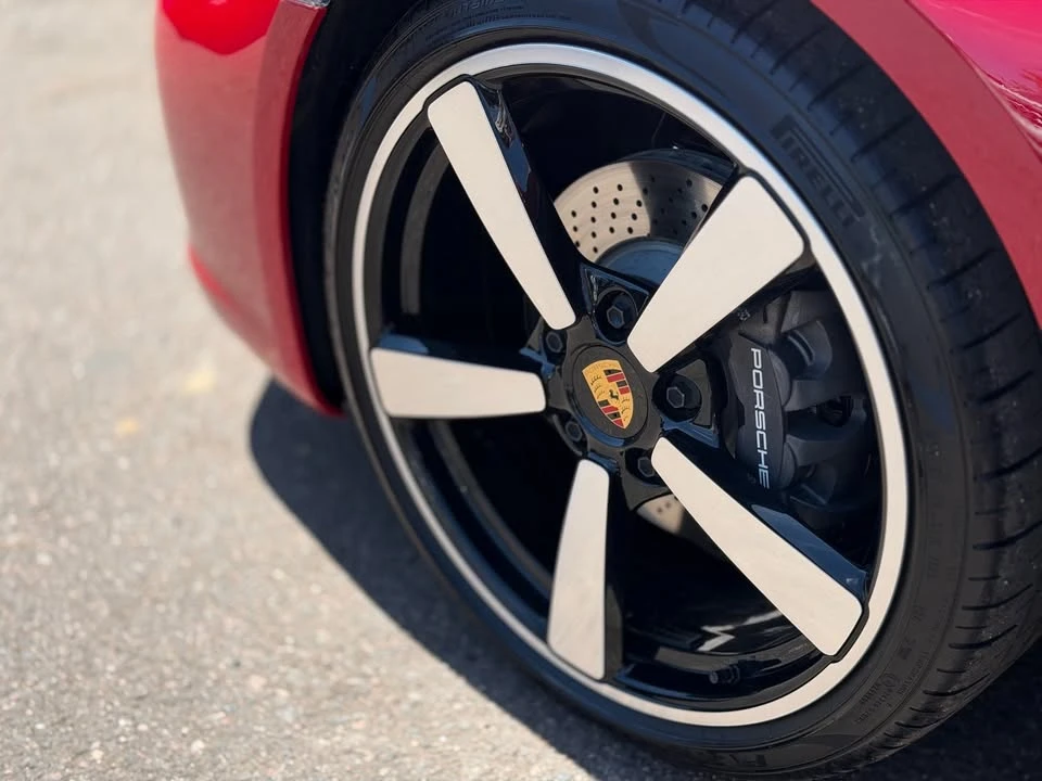 2024 Porsche 992 Carrera - Image 18 of 20