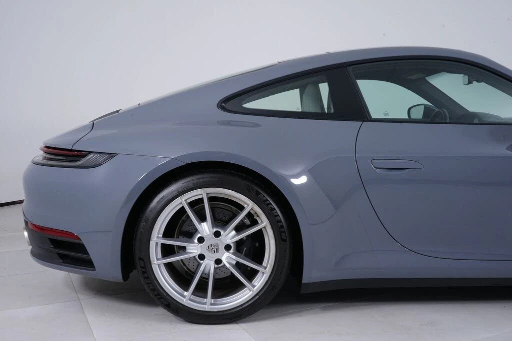 2024 Porsche 992 Carrera - Image 13 of 30