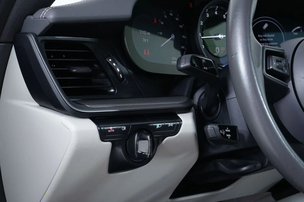 2024 Porsche 992 Carrera - Image 28 of 30