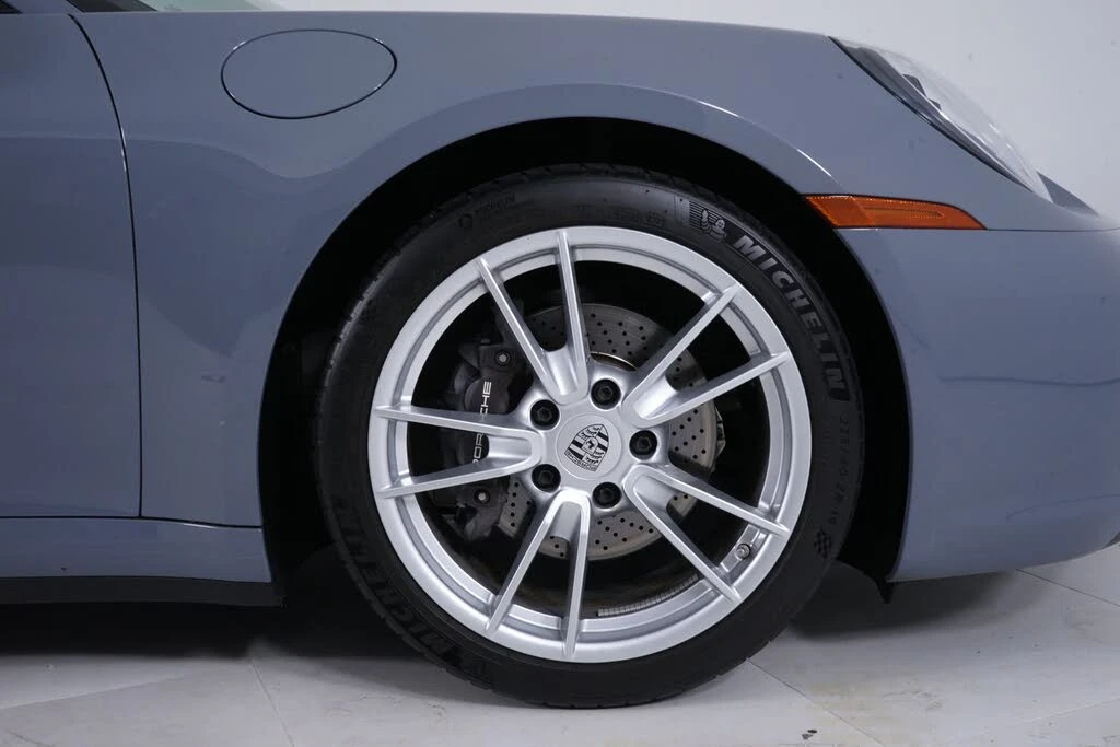 2024 Porsche 992 Carrera - Image 15 of 30