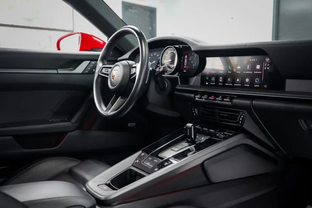 2024 Porsche 992 Carrera - Image 17 of 26
