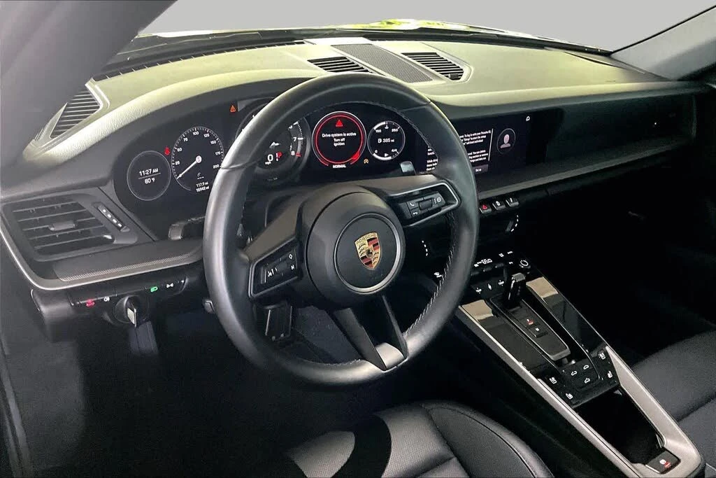 2024 Porsche 992 Carrera - Image 16 of 31