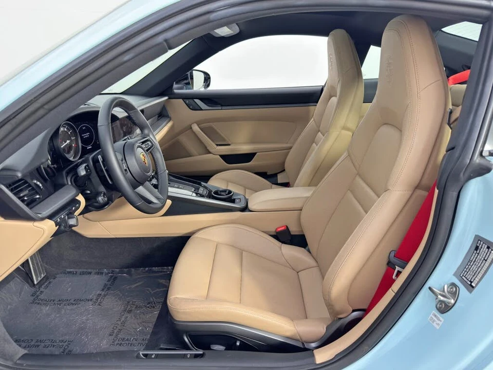 2024 Porsche 992 Carrera - Image 16 of 31