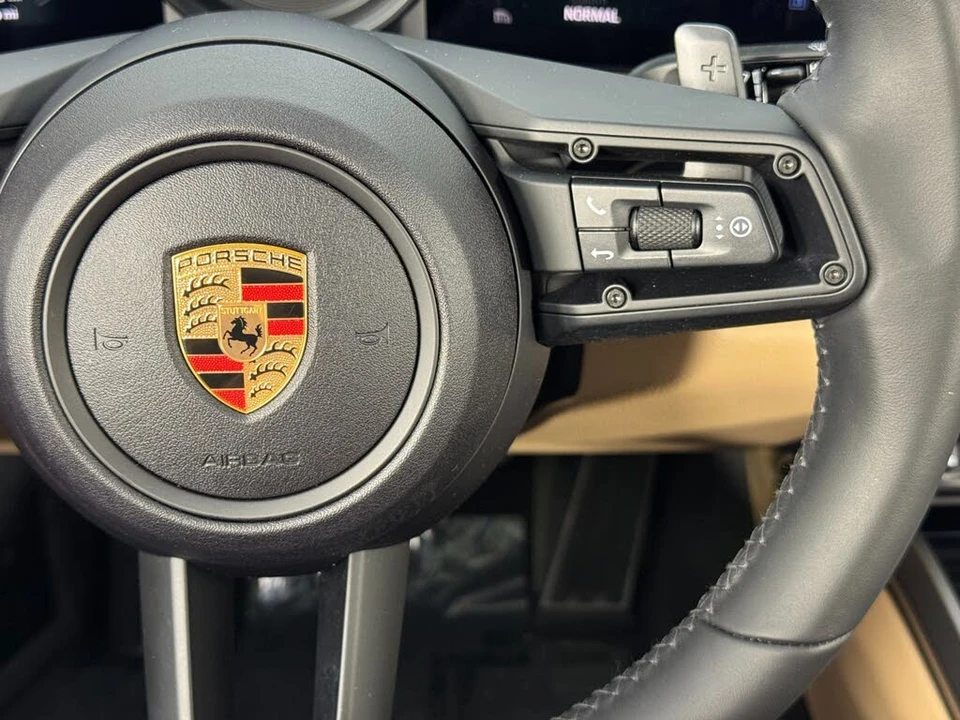 2024 Porsche 992 Carrera - Image 21 of 31