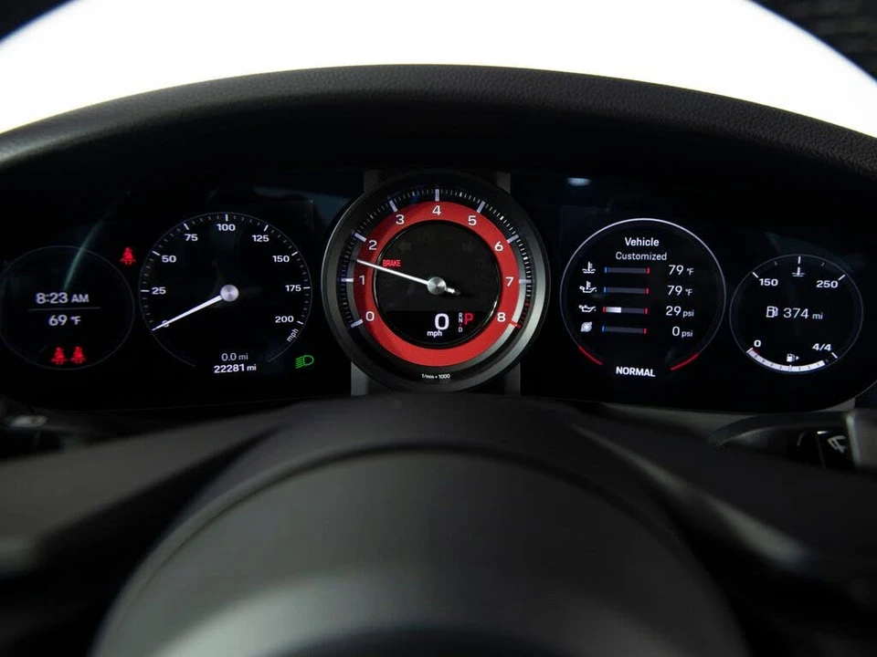 2024 Porsche 992 Carrera - Image 22 of 31