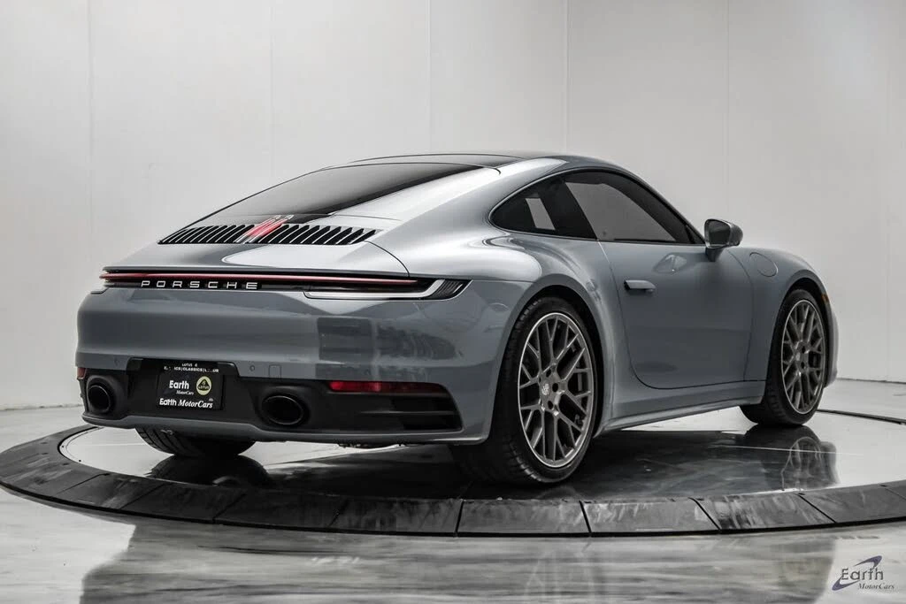 2024 Porsche 992 Carrera - Image 15 of 31