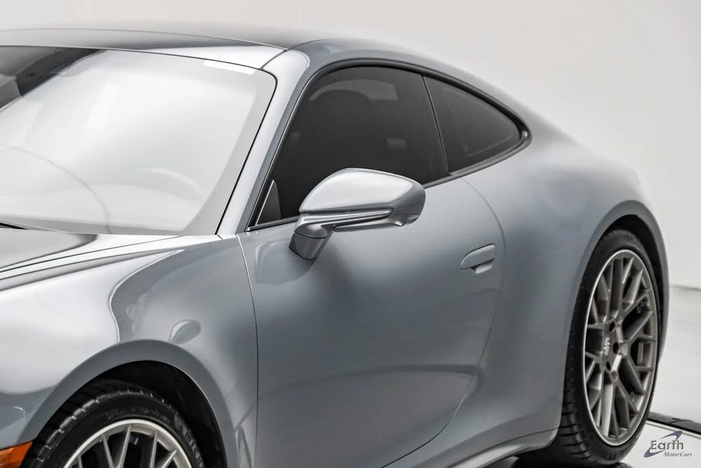 2024 Porsche 992 Carrera - Image 26 of 31