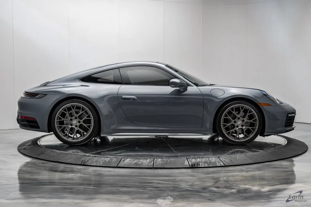 2024 Porsche 992 Carrera - Image 18 of 31
