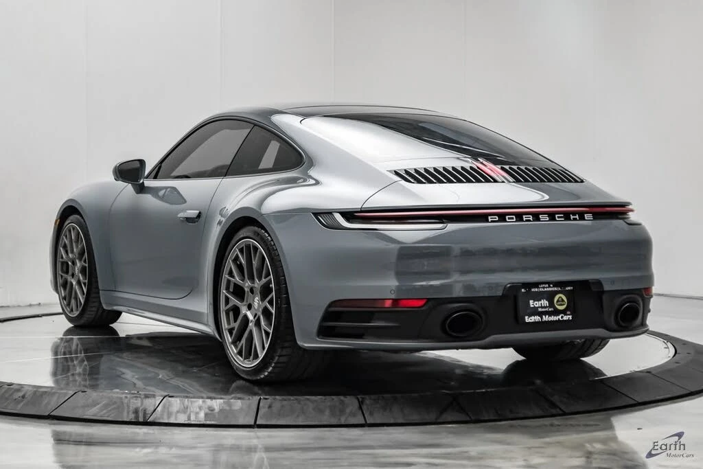 2024 Porsche 992 Carrera - Image 10 of 31