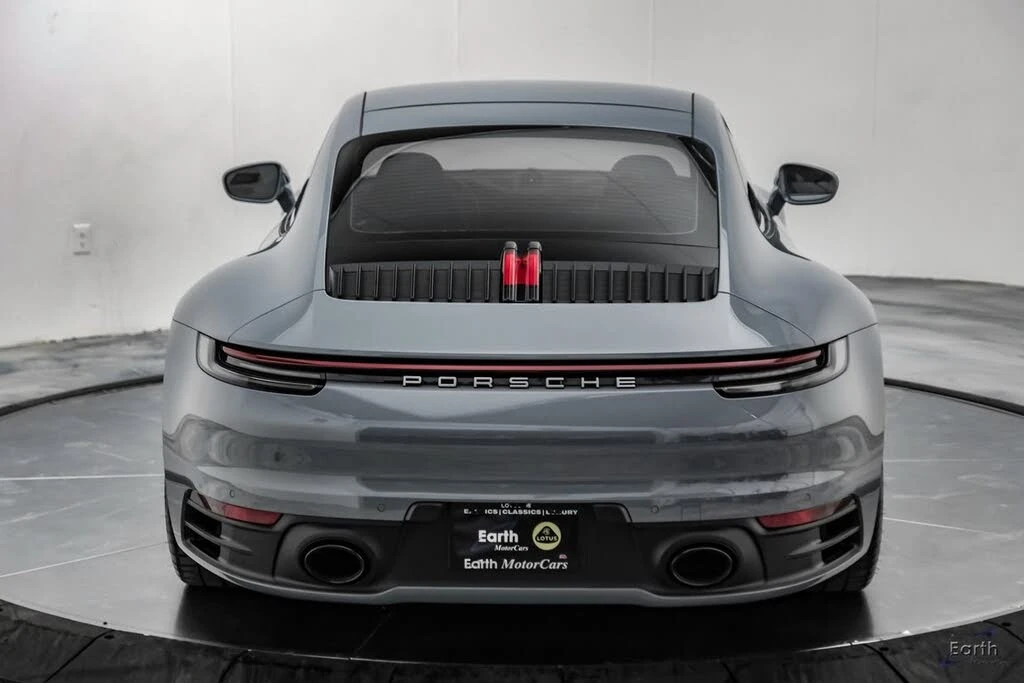 2024 Porsche 992 Carrera - Image 12 of 31