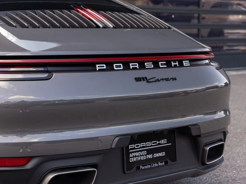 2024 Porsche 992 Carrera - Image 12 of 31