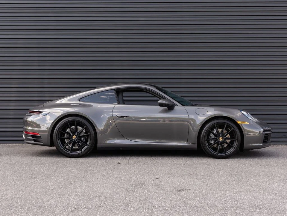 2024 Porsche 992 Carrera - Image 8 of 31