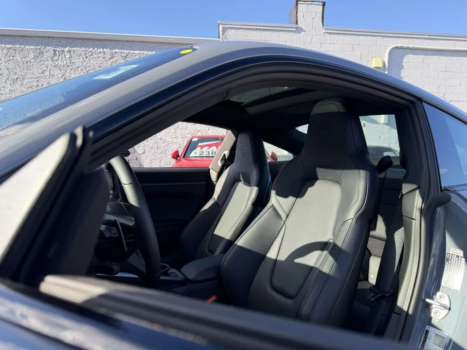2024 Porsche 992 Carrera - Image 15 of 27