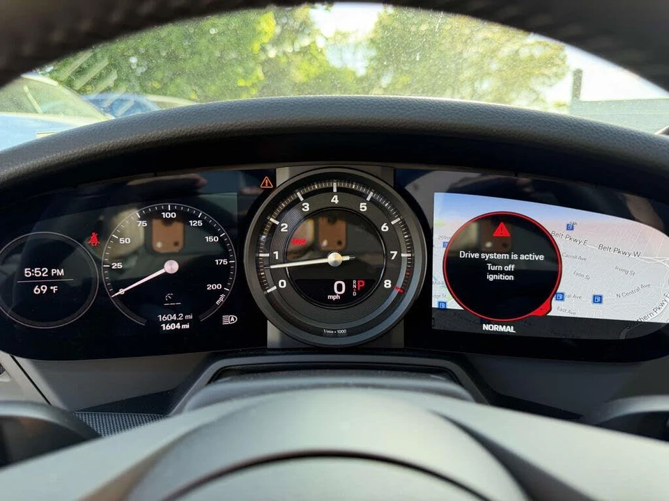 2024 Porsche 992 Carrera - Image 17 of 27