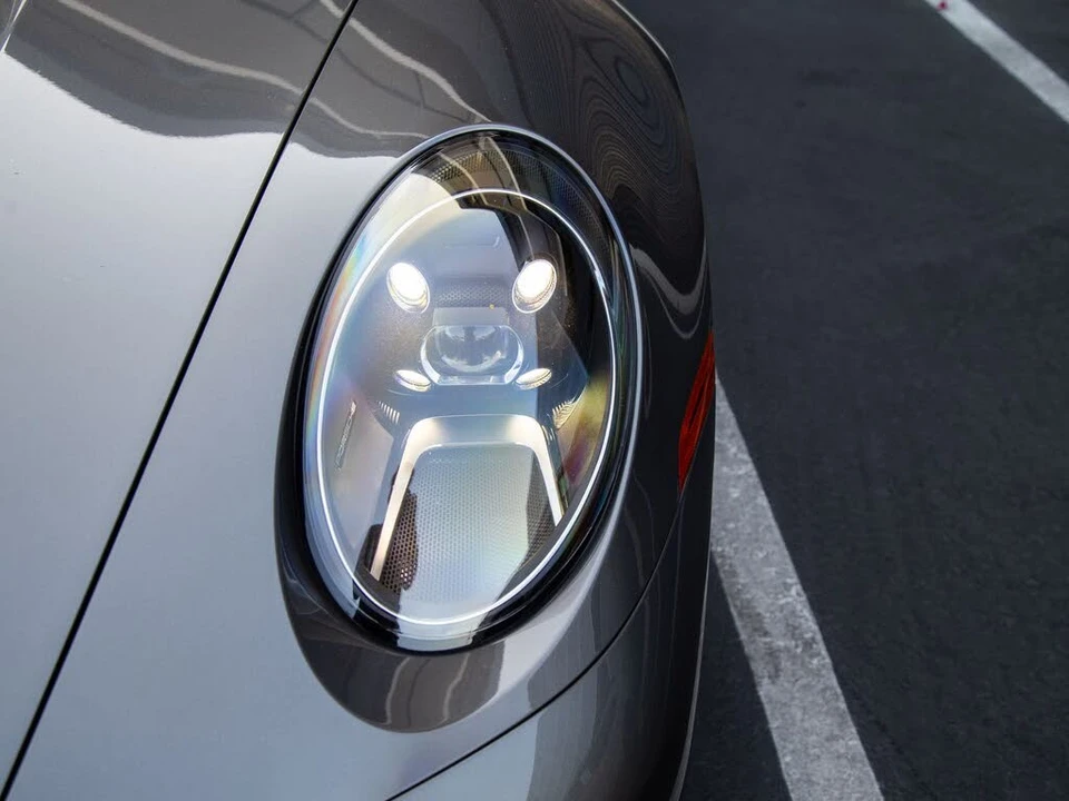 2024 Porsche 992 Carrera - Image 13 of 29