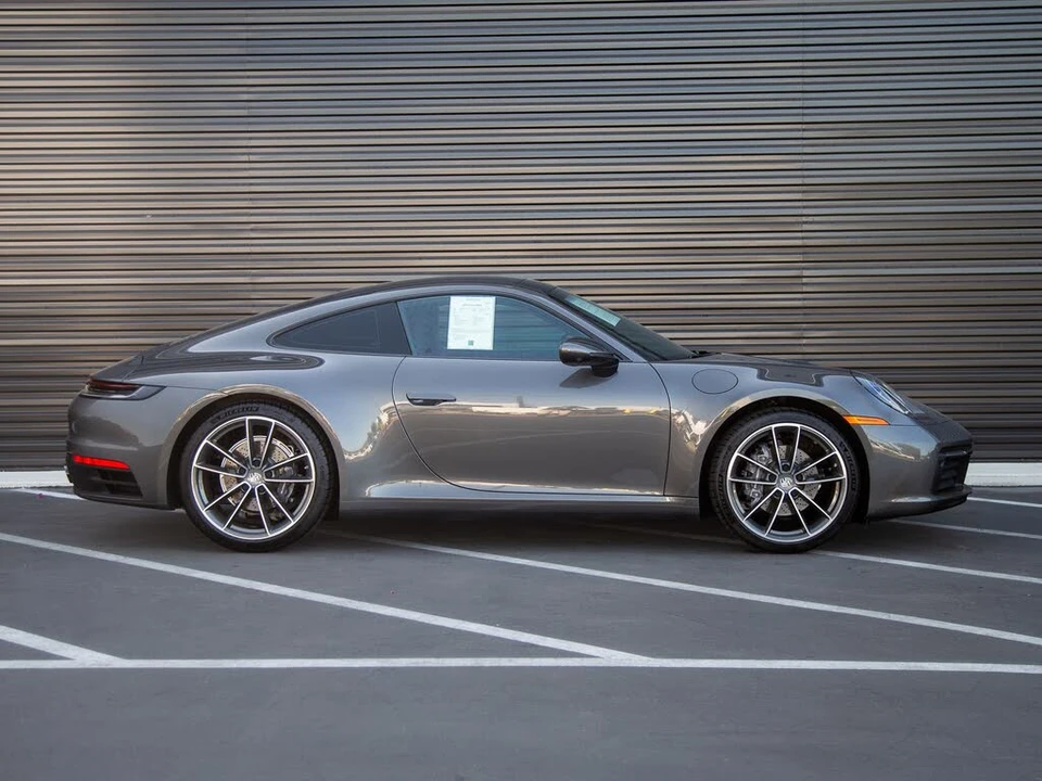 2024 Porsche 992 Carrera - Image 8 of 29