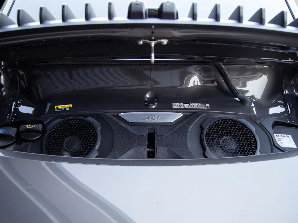2024 Porsche 992 Carrera - Image 24 of 29