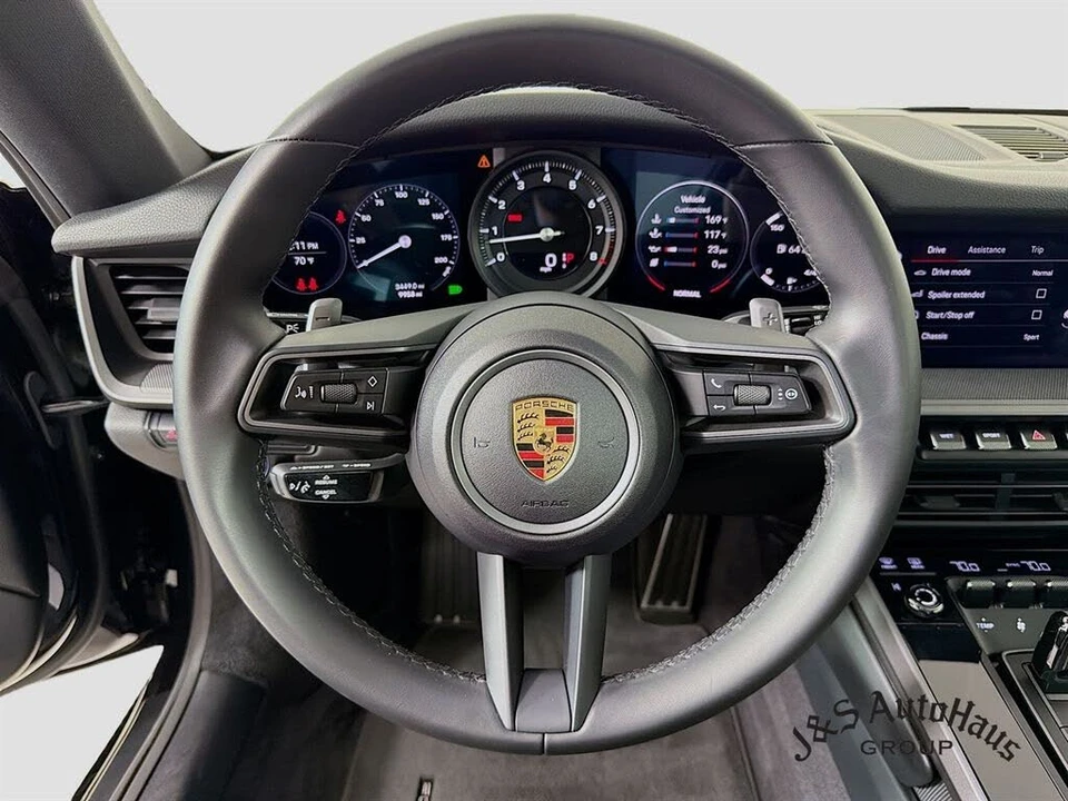 2024 Porsche 992 Carrera - Image 12 of 31