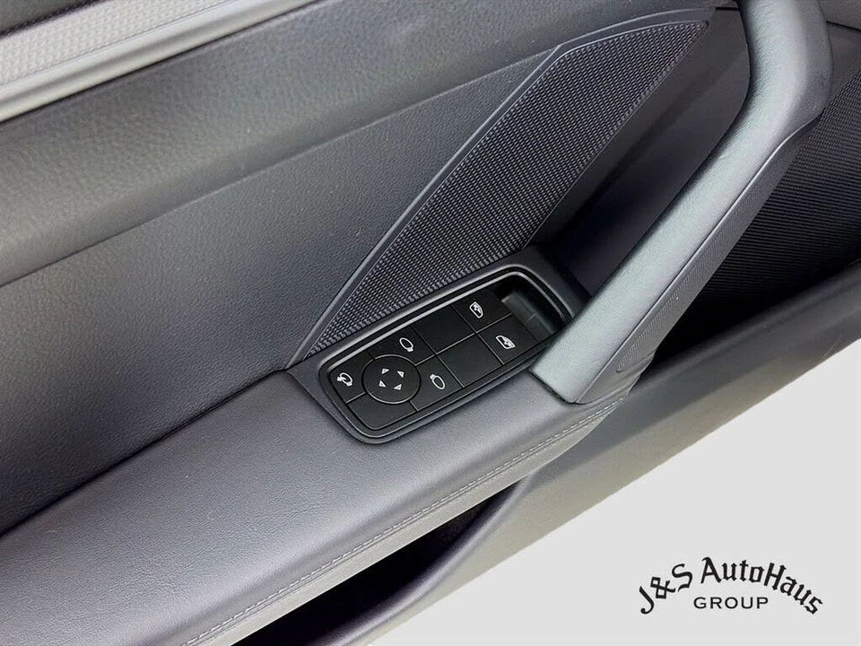 2024 Porsche 992 Carrera - Image 23 of 31