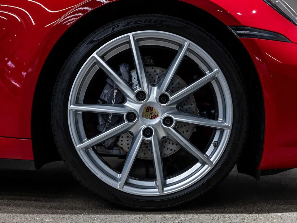 2024 Porsche 992 Carrera - Image 14 of 31