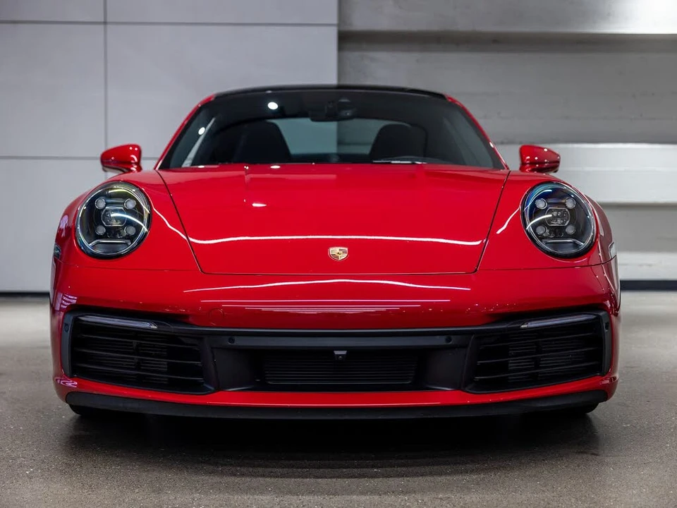 2024 Porsche 992 Carrera - Image 11 of 31