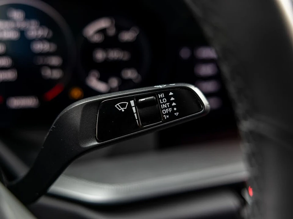2024 Porsche 992 Carrera - Image 29 of 31